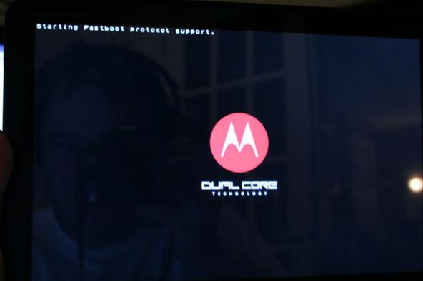How To Hack the Motorola XOOM Android Tablet (Rooting Guide)