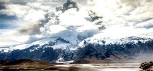 Stunning Footage of Eyjafjallajökull, One Drop-Dead-Gorgeous Natural Disaster