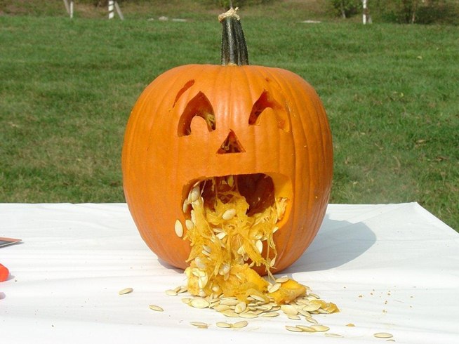 http://img.wonderhowto.com/img/50/61/63486877912006/0/5-extremely-flammable-jack-o-lanterns-thatll-set-your-heart-fire.w654.jpg