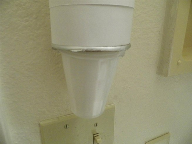 bathroom cup dispenser