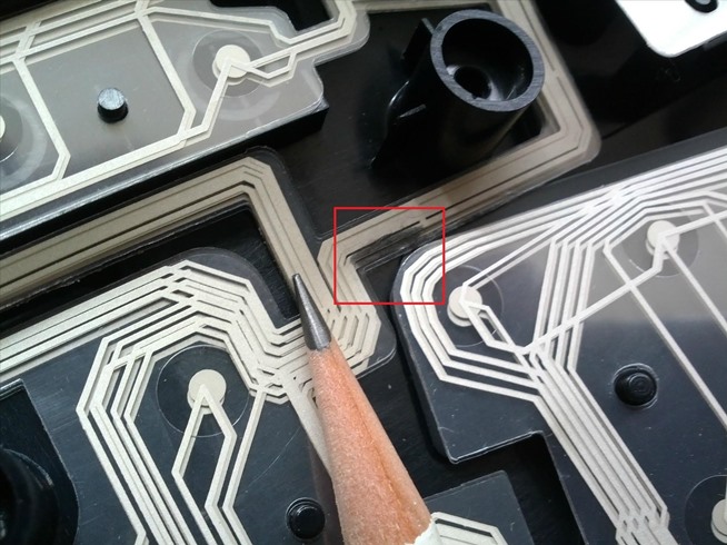 [عکس: quick-n-dirty-circuit-board-repair-patch...d.w654.jpg]