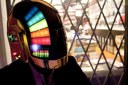 HowTo: Make a Daft Punk Helmet