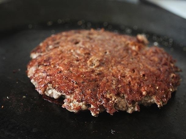 Why You Need to "Smash" Your Burger for Maximum Flavor