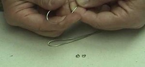 Make upsidedown heart wire earrings