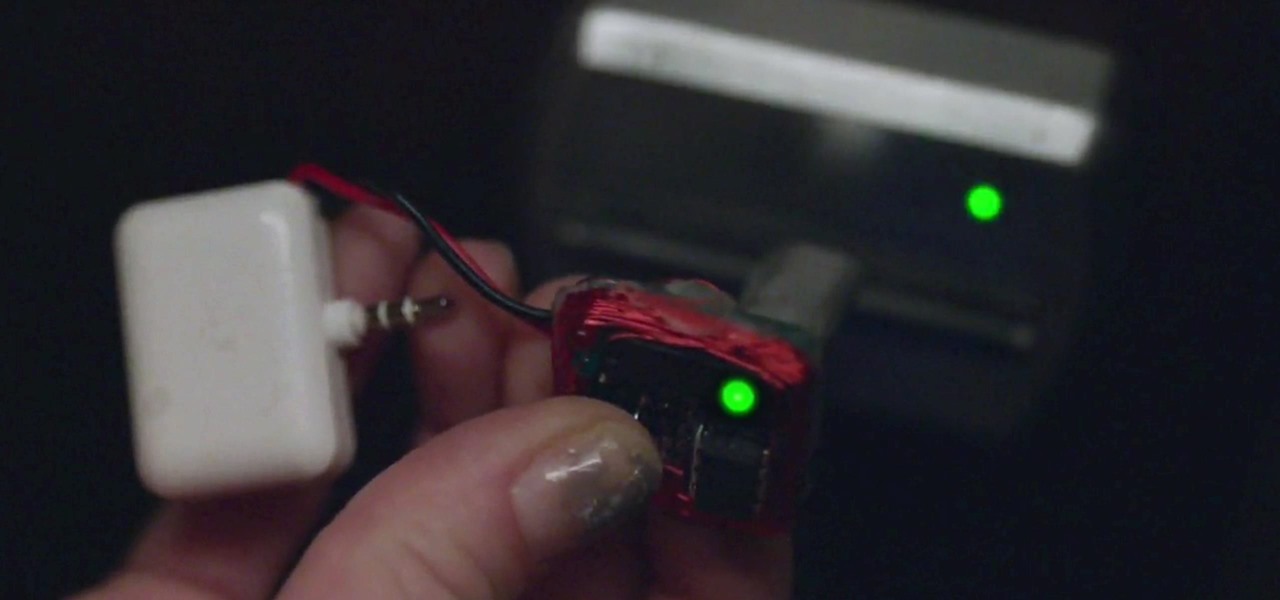 Samy's MagSpoof Hacking Device Was Just Featured on Mr. Robot