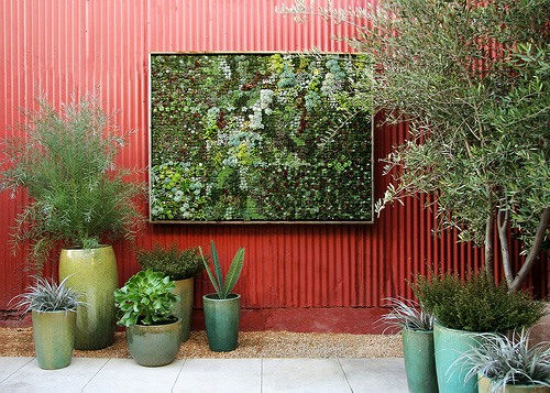 DIY Vertical Garden Lives and Breathes