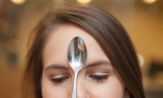 8 Reasons Why You Need a Spoon in Your Makeup Kit