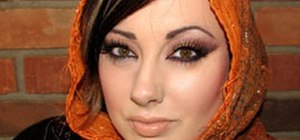 Create an arabic makeup look with MakeupGeek