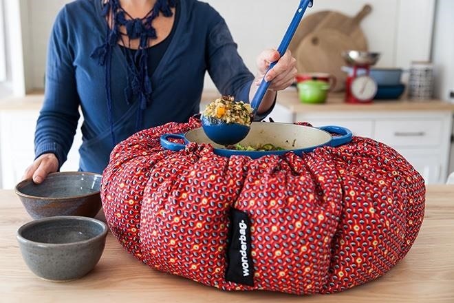 Food Tool Friday: This Cloth Bag Is Actually a Powerless Slow Cooker