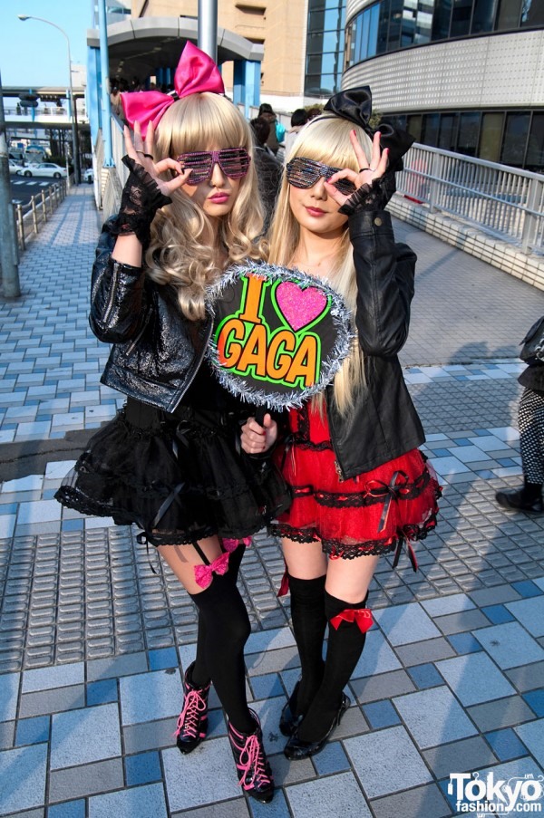 Super Cute Japanese Chicks Play Lady Gaga Dress Up