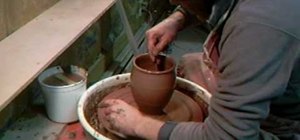 Throw a clay corner wall vase with Simon Leach