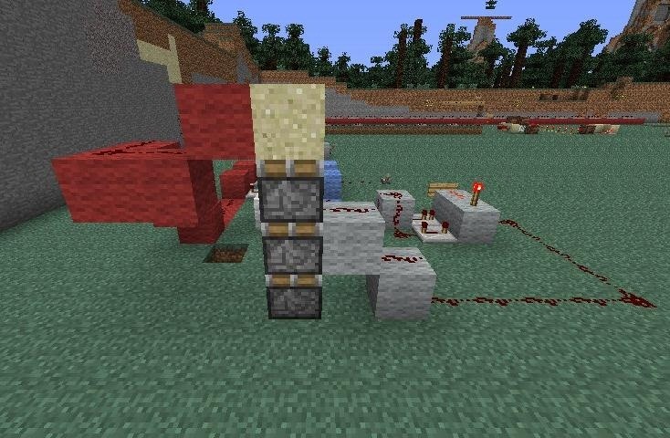 How to Stack Three Pistons in Minecraft and Become King of the World