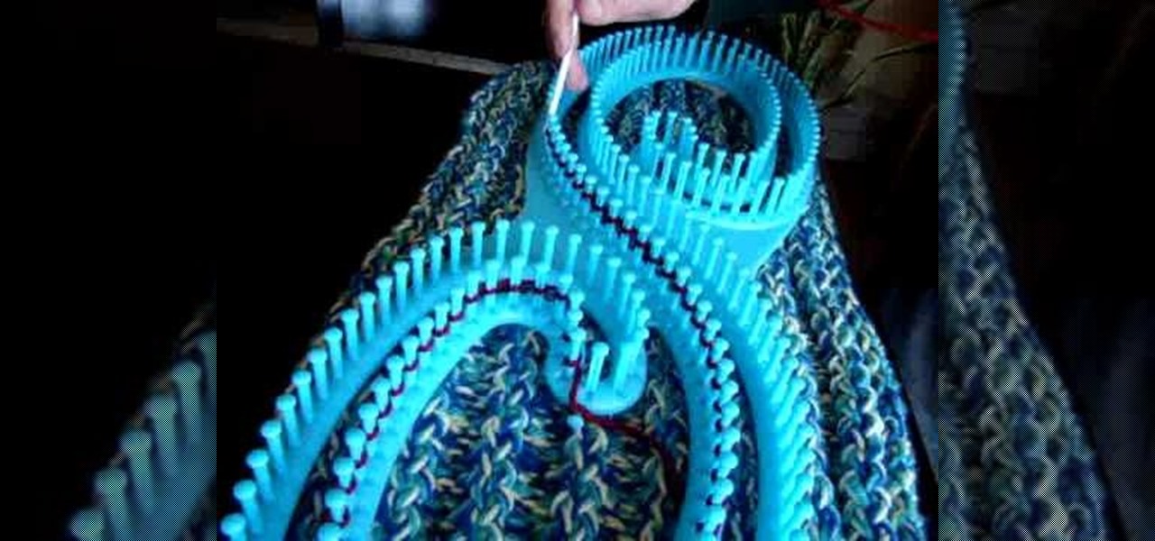 How to cast off a blanket on a round loom How To Knit With A Serenity Loom Knitting Crochet Wonderhowto