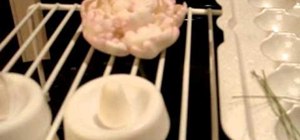 Create a gumpaste cake flower