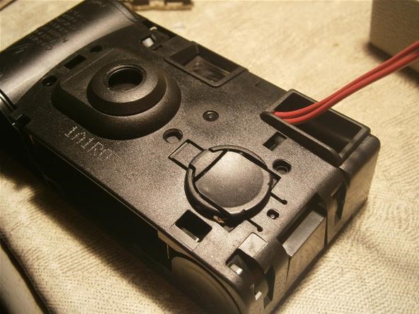 Weapons for the Urban Guerrilla: Make a Taser from a Disposable Camera