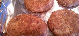 Make your own delicious, fresh salmon cakes at home