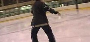 Do cobra footwork in speed skating