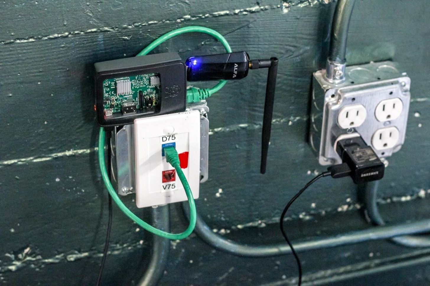 How to Build a Pumpkin Pi — The Rogue AP & MITM Framework That Fits in Your Pocket