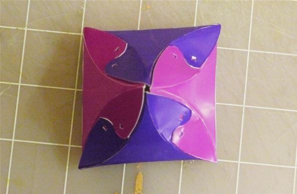 How to Make Yin-Yang Modular Polyhedra