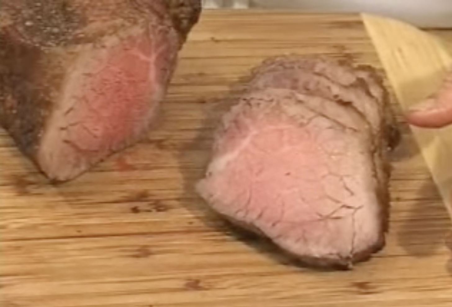 How to Carve Roast Beef Properly