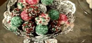 Decorate gingerbread candy and muffins