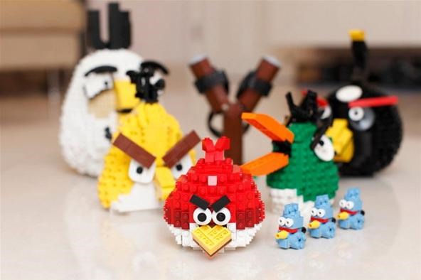 LEGO x Angry Birds