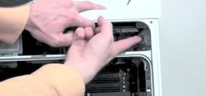 Repair a Power Mac G5 - Remove hard drive