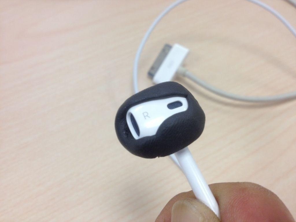 How to Make Your New Apple EarPods Fit Better in Your Ear with Sugru