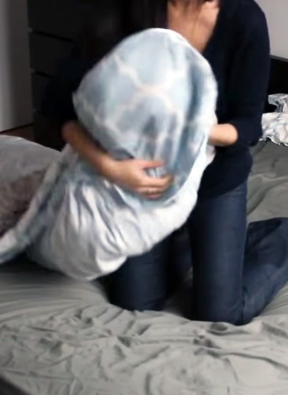 How To Put A Duvet Cover On Your, What Do You Stuff Inside A Duvet Cover