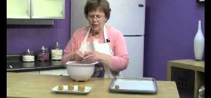 Choose and bake the correct cake pop size