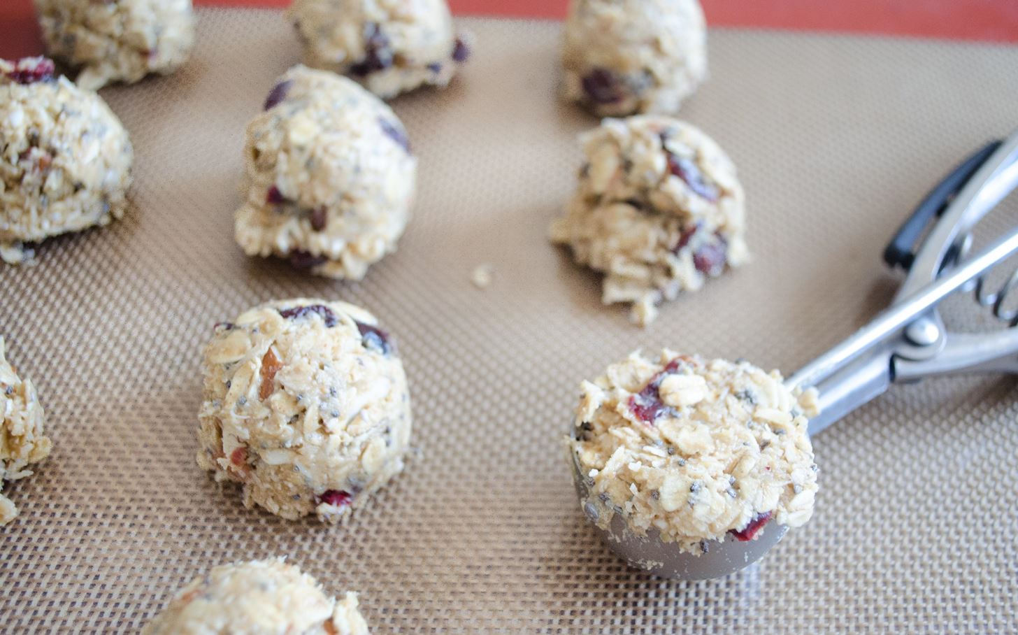 No-Bake Energy Bites Are the Perfect On-the-Go Snack for Summer
