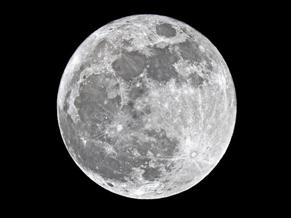Supermoon Pictures from Last Night