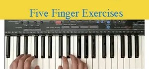 Learn to play piano with the five-finger exercise