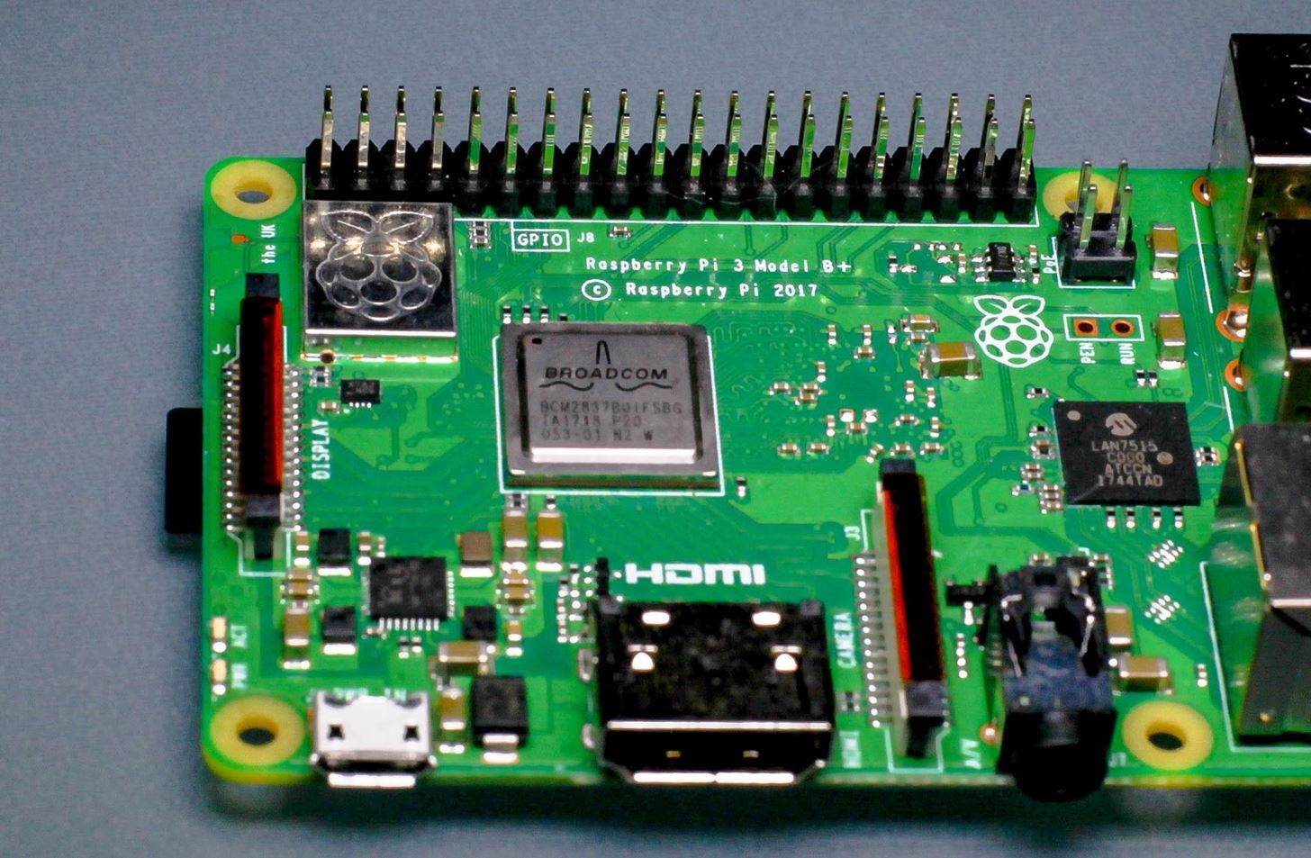 How to Build a Beginner Hacking Kit with the Raspberry Pi 3 Model B+