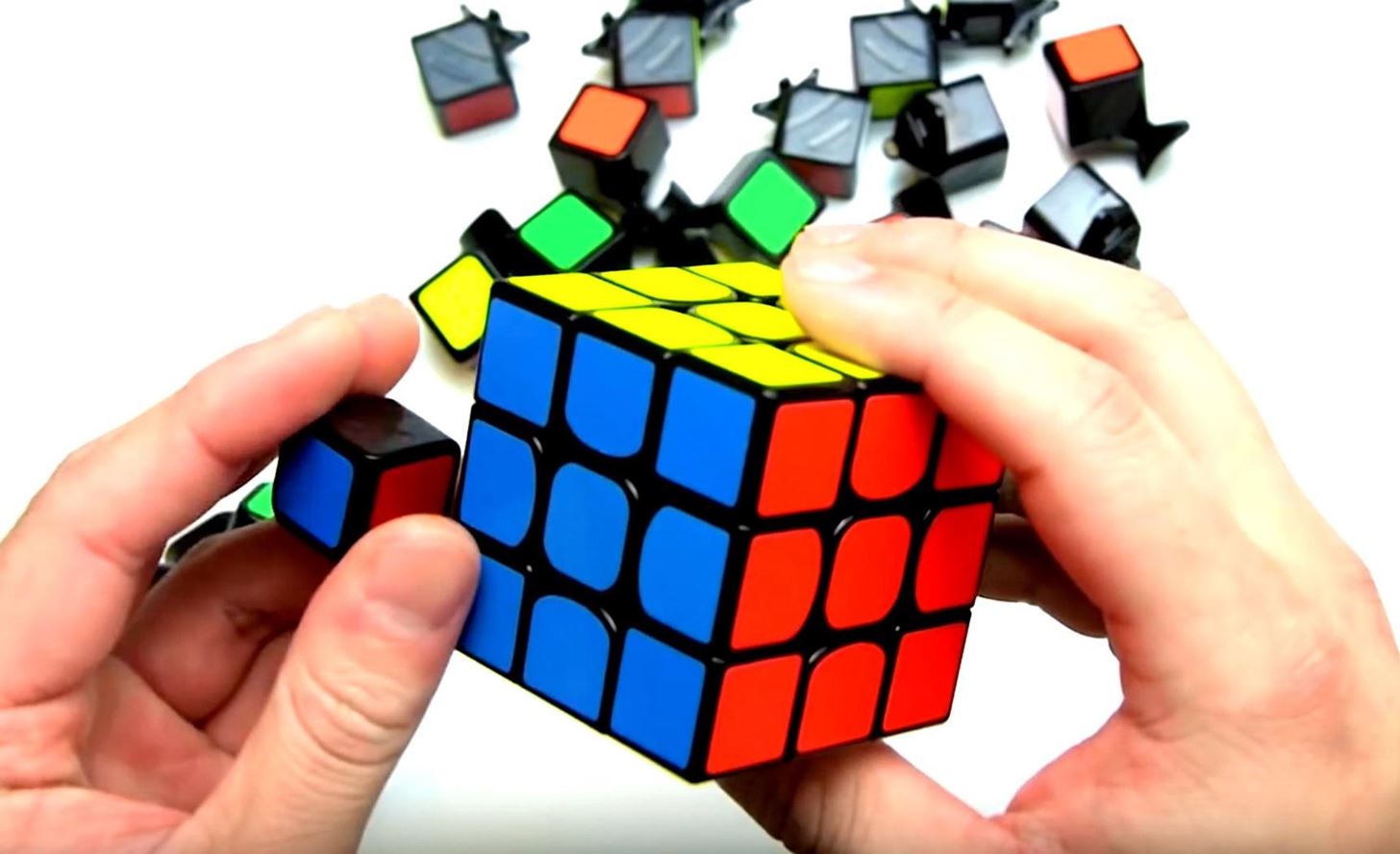 microscope Recite Pedigree How to Solve the Rubik's Cube Faster with Shortcuts « Puzzles :: WonderHowTo