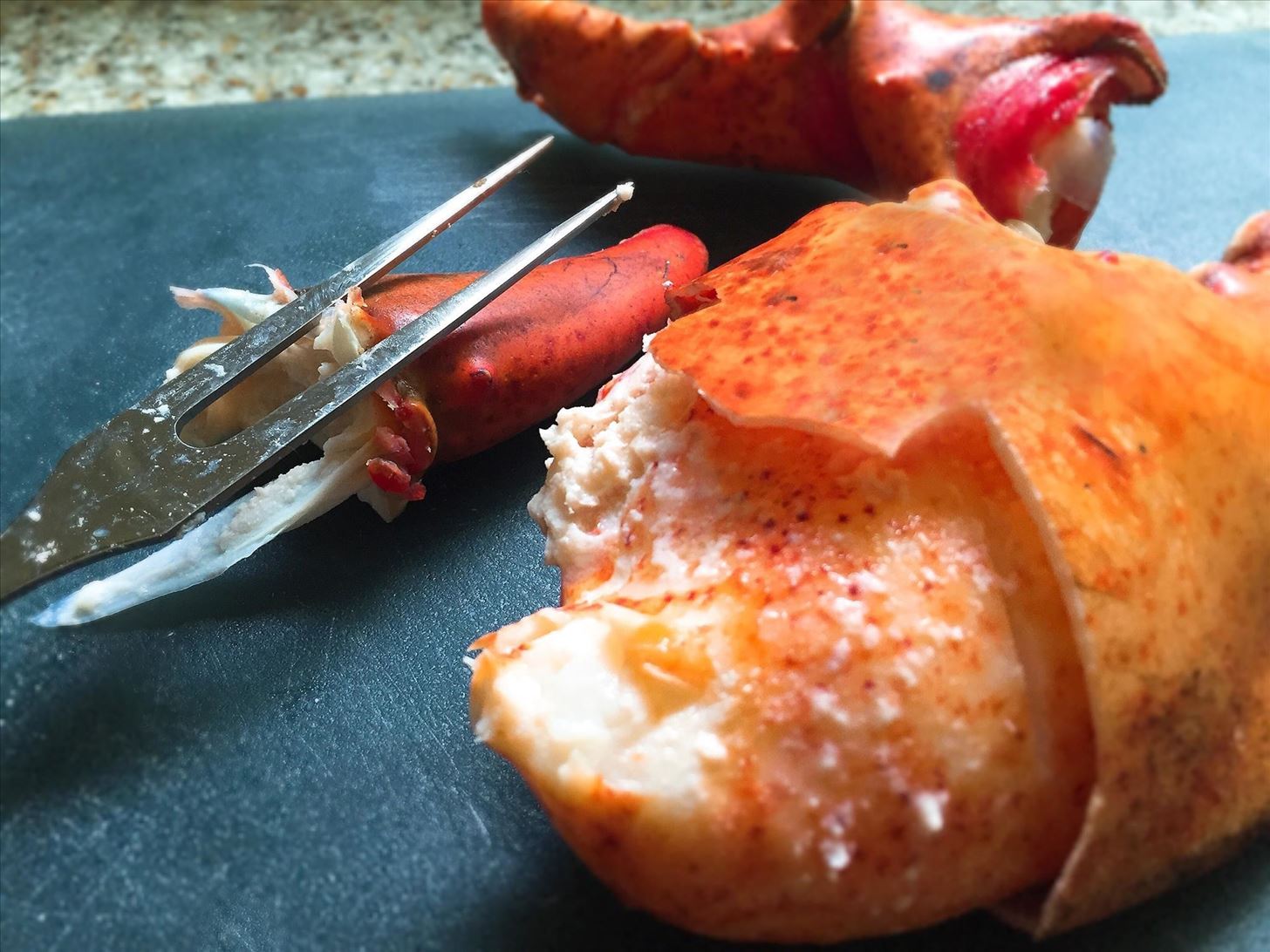 How to Get Crab & Lobster Meat Out Without Any Special Tools