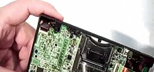 Disassemble a Nintendo DSi and replace the screen