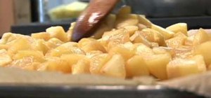 Assemble a spiked apple galette