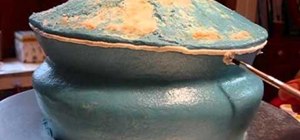Make a blue Wedgwood pottery inspired cake
