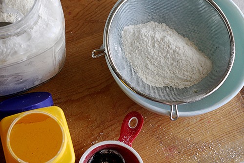 HowTo: Make Cake Flour