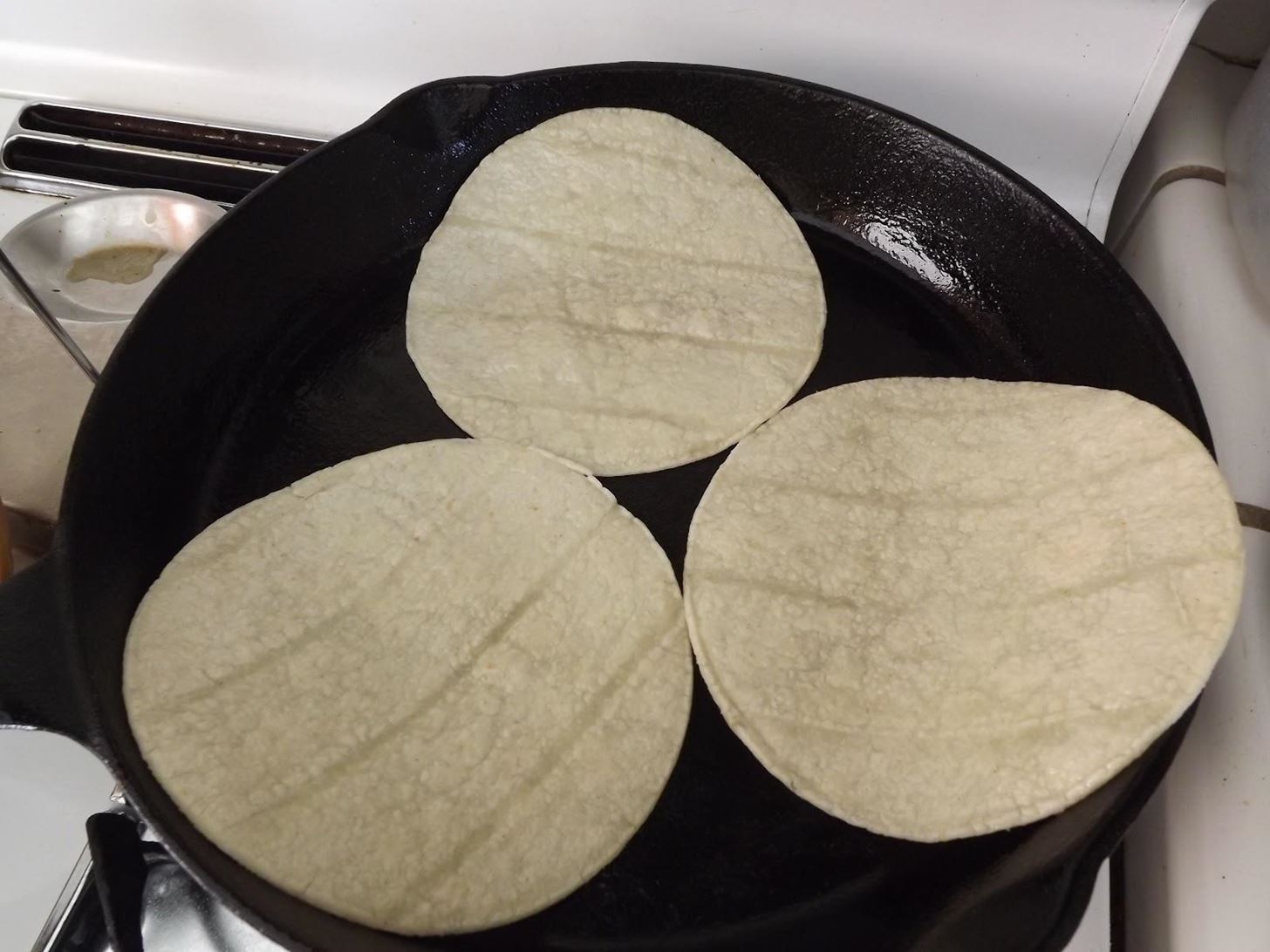 Why You Need to Heat Up Store-Bought Tortillas (And the Best Ways to Do It)