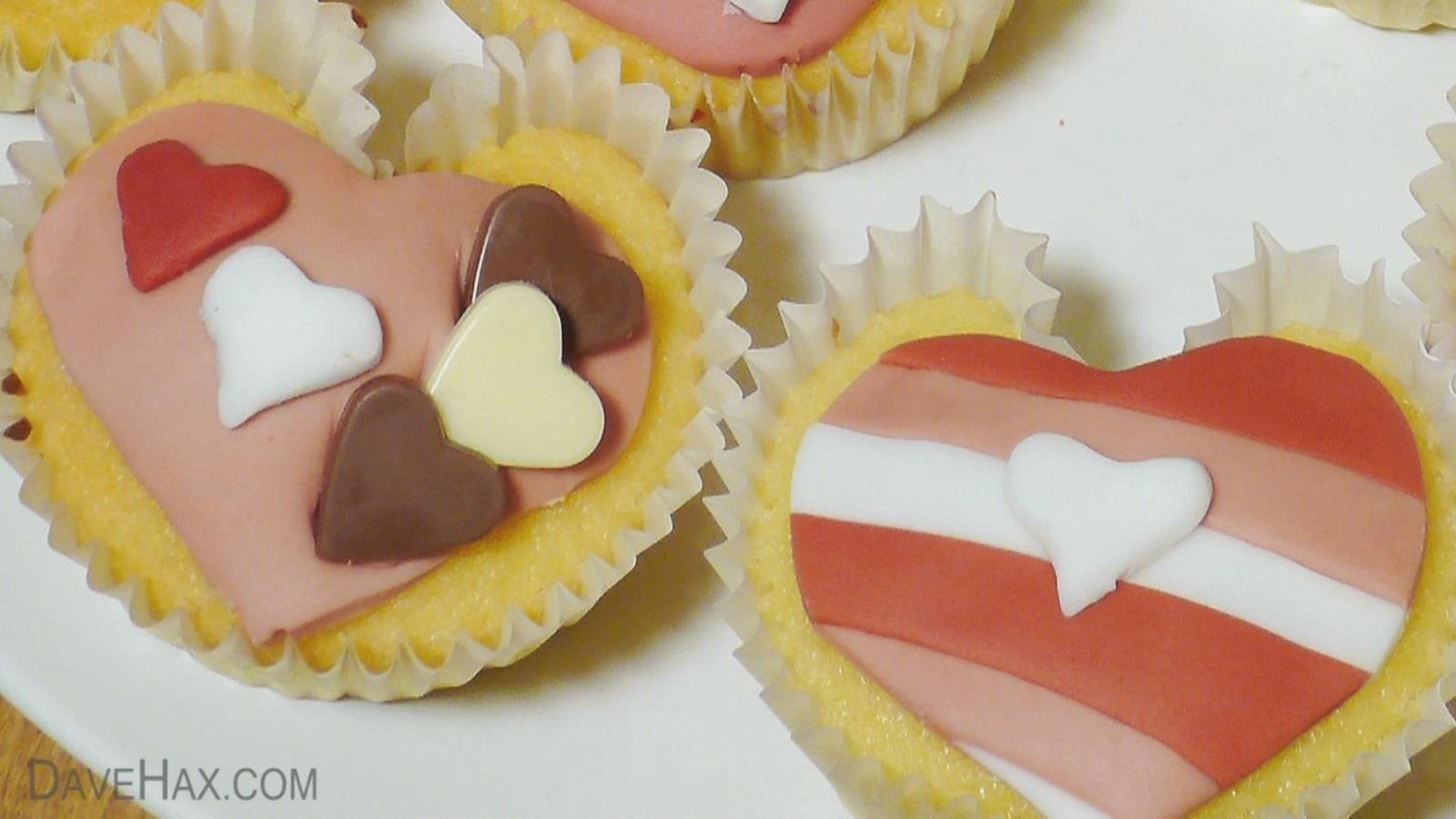 How to Make Heart-Shaped Cupcakes for a Valentine's Day Surprise