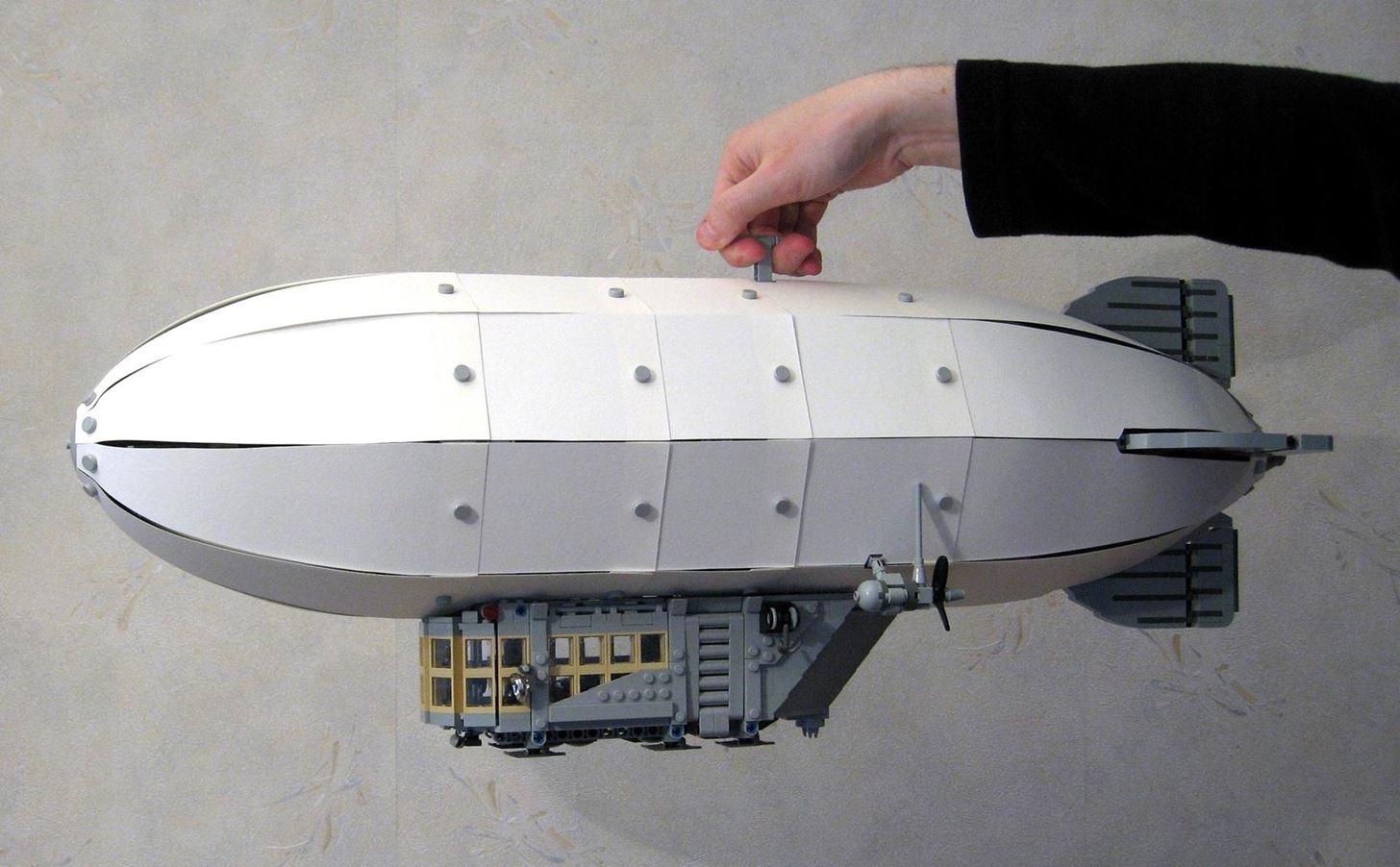 Majestic Airship Needs Votes to Get Produced by LEGO