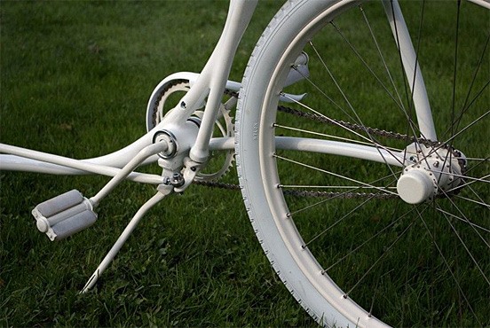 The Invisible-Steering Bicycle