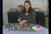 How to Use Flowers for Spring Napkin Holders