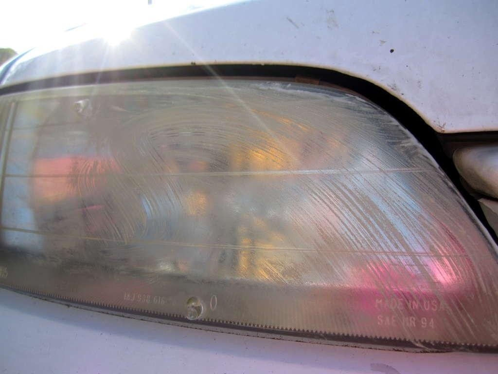 Money Saving Tip: Make Your Headlights Shine with Ordinary Toothpaste