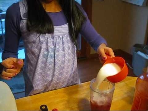 Make a strawberry smoothie at home