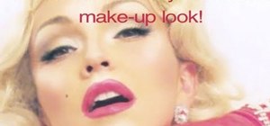 Create a sexy Marilyn Monroe makeup look for Halloween