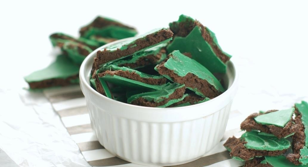 10 Weird Ways to Turn Girl Scout Cookies into Decadent Treats & Savory Suppers