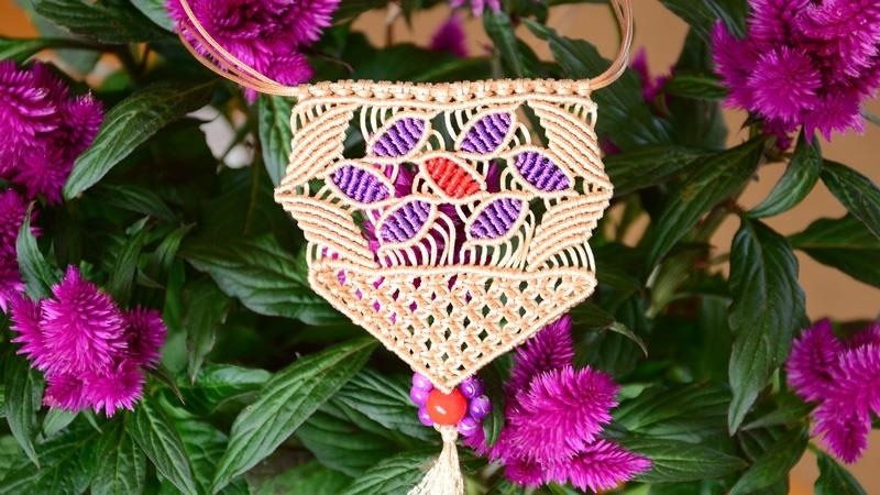 Macrame Necklace with Flower
